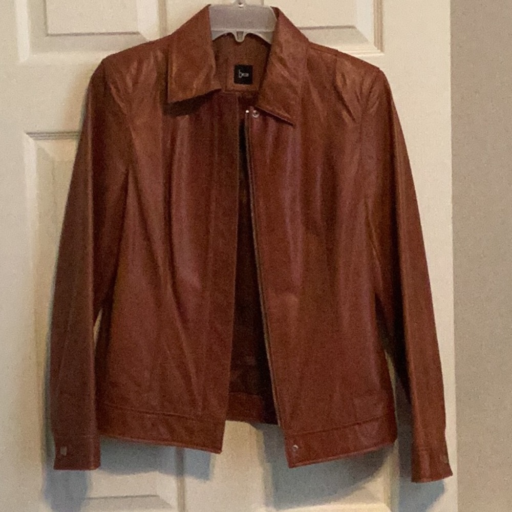 Leather shell lightweight zip jacket, size M.